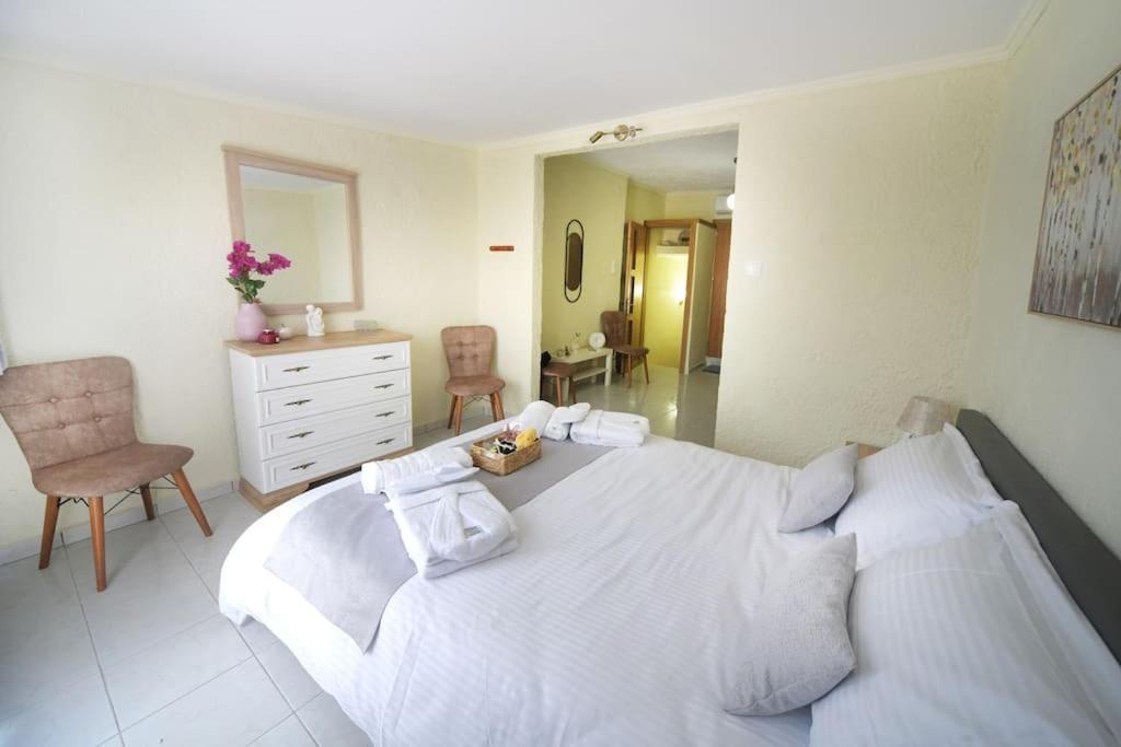 Argo Downtown Apartment Kálymnos Esterno foto