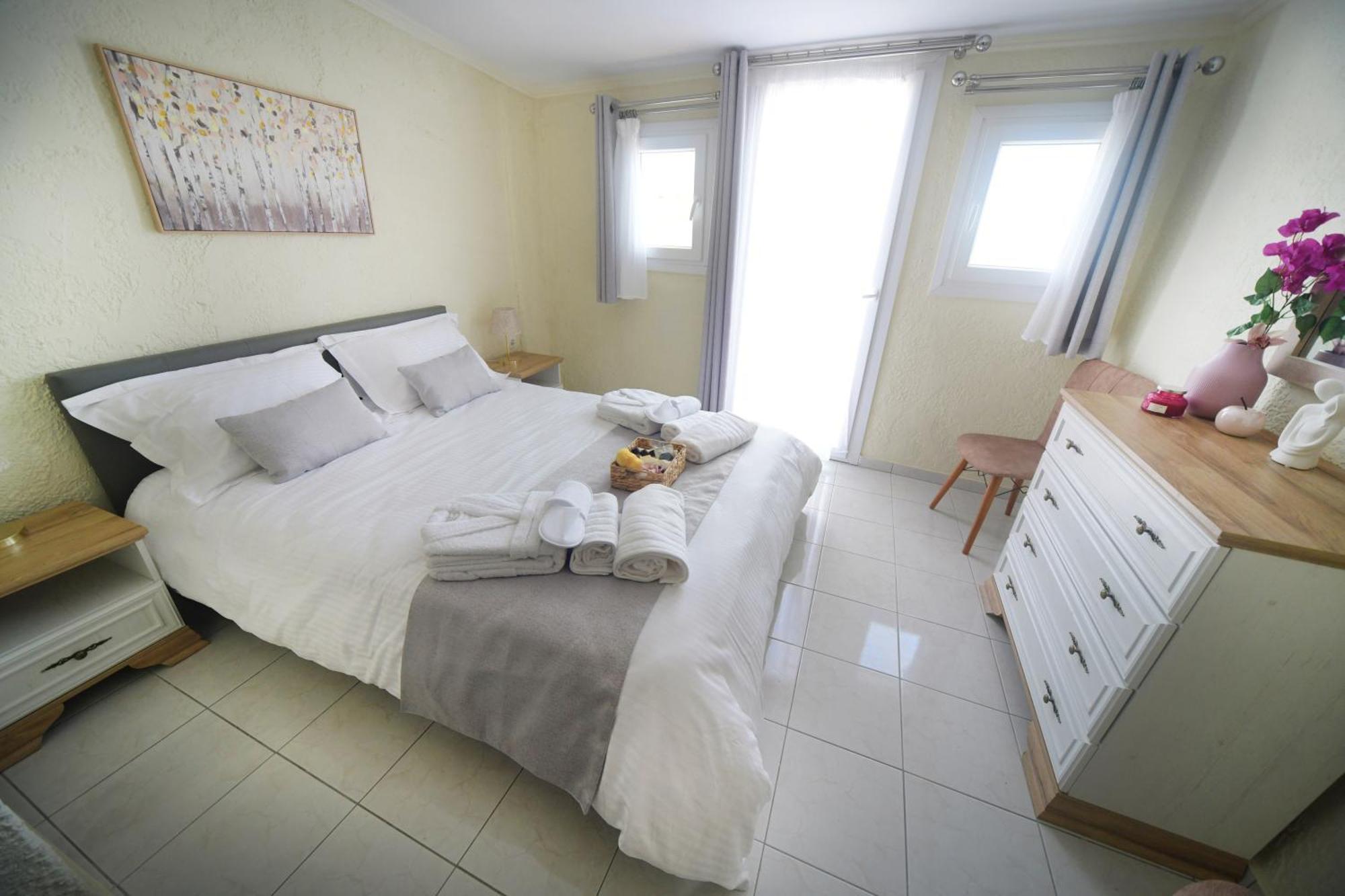 Argo Downtown Apartment Kálymnos Esterno foto